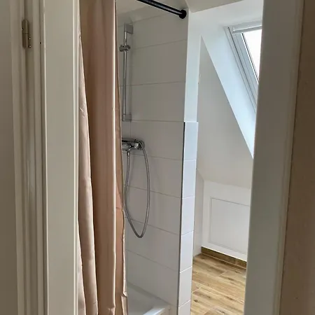 Strandleben Trifft Kleinstadtleben